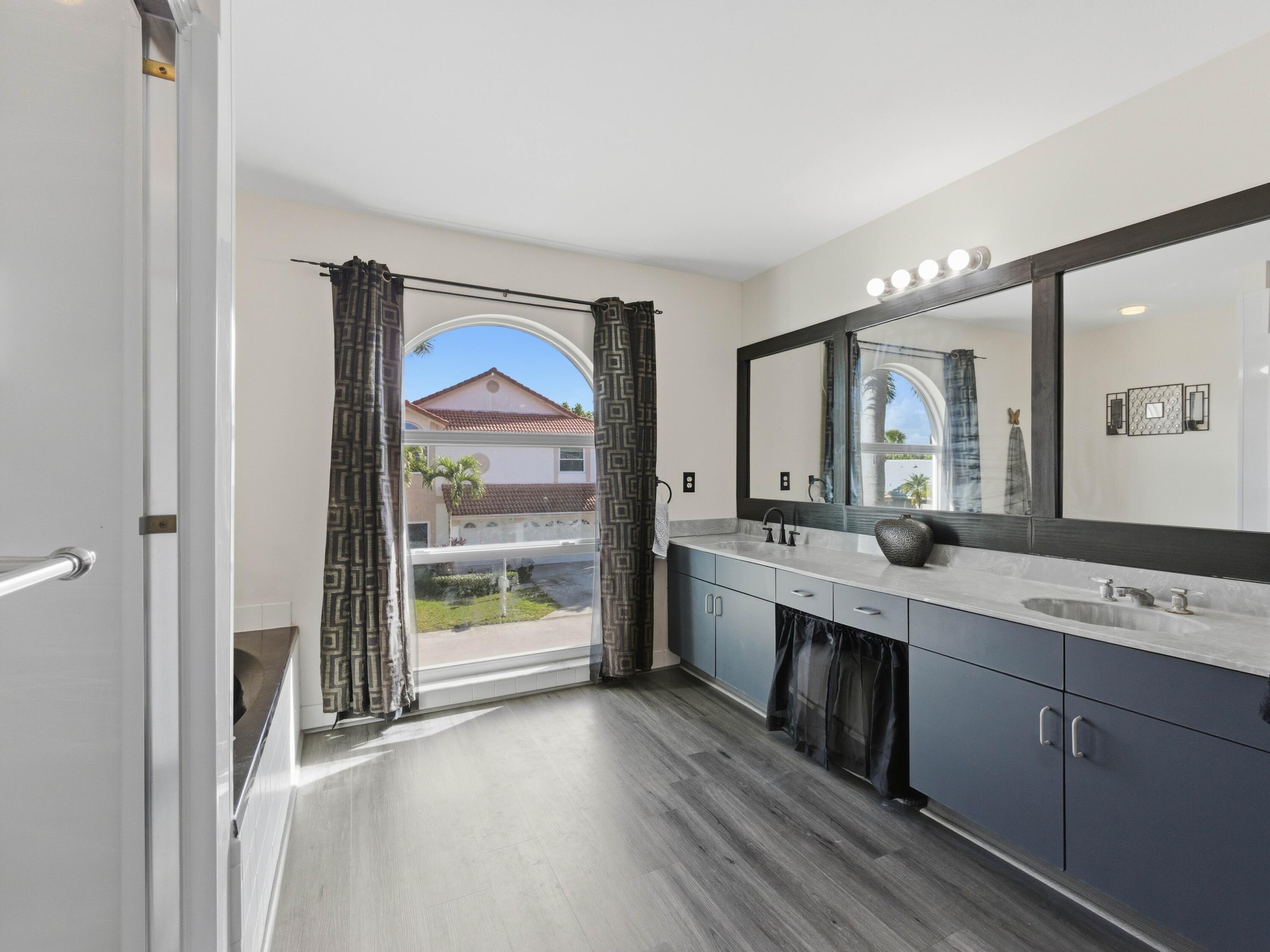 21321 Sawmill Court Boca Raton, FL 33498 - Photo 38 of 56 Primary Bathroom 1