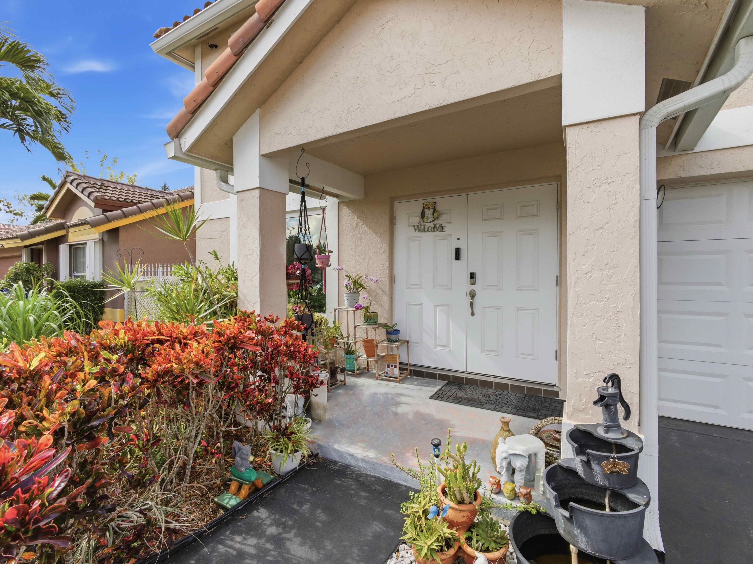 21321 Sawmill Court Boca Raton, FL 33498 - Photo 4 of 56 Entry Porch