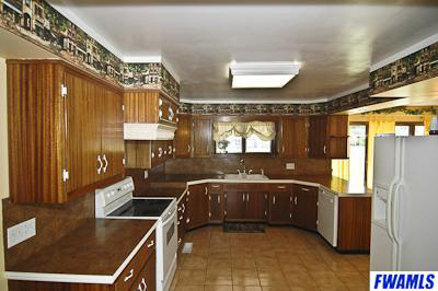 -101 Meadowmere Butler, IN 46721 - Photo 9 of 22