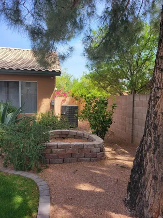 $2,550 | 3361 East Sequoia Drive, Phoenix, AZ 85050