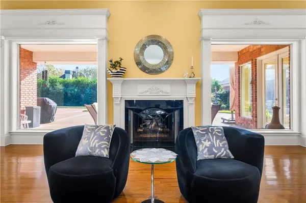 $898,000 | 6714 Tennyson Oaks Lane, Alexandria, LA 71301