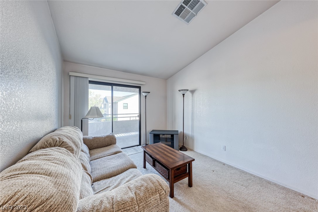 5211 South Lindell Road, Unit 203 Las Vegas, NV 89118 - Photo 5 of 26