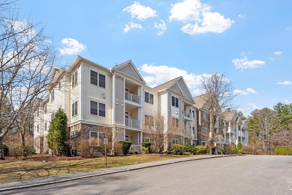 1302 Albion Road, Unit 1302 Bedford, MA 01730 - Photo 30 of 35 Gallery Image 30