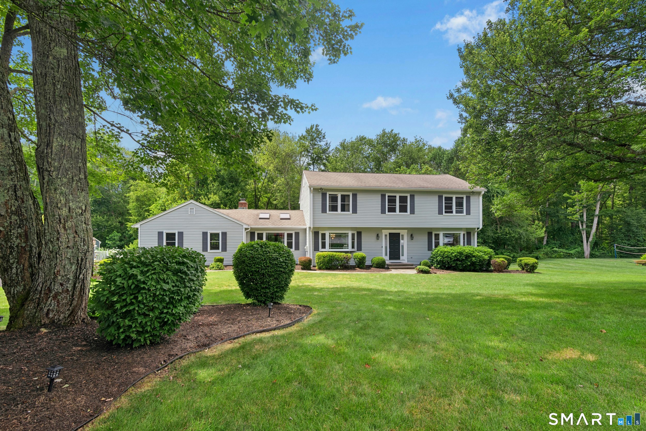33 Shawnee Lane Monroe, CT 06468 - Photo 2 of 36