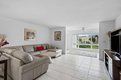 $294,900 | 12560 Majesty Circle, Unit 303, Boynton Beach, FL 33437