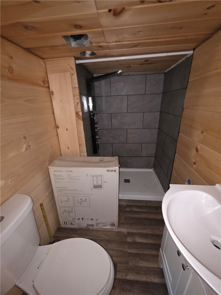 475 Kelly Hill Road Orange, NY 14815 - Photo 34 of 50 Accessory Apartment Bathroom