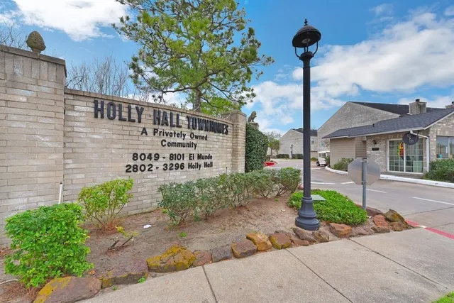 $1,700 | 8063 El Mundo Street, Unit 8063, Houston, TX 77054