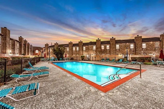 $1,700 | 8063 El Mundo Street, Unit 8063, Houston, TX 77054