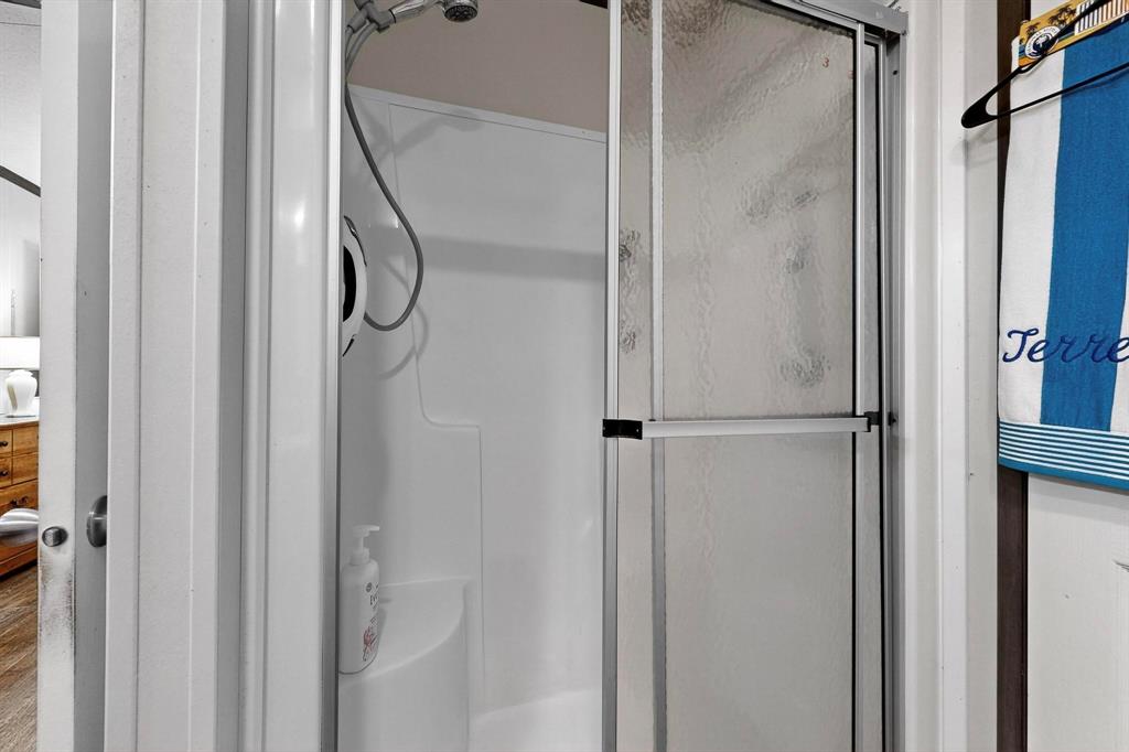 8450 North Farm To Market 148 Terrell, TX 75160 - Photo 23 of 38 Full bath with a stall shower