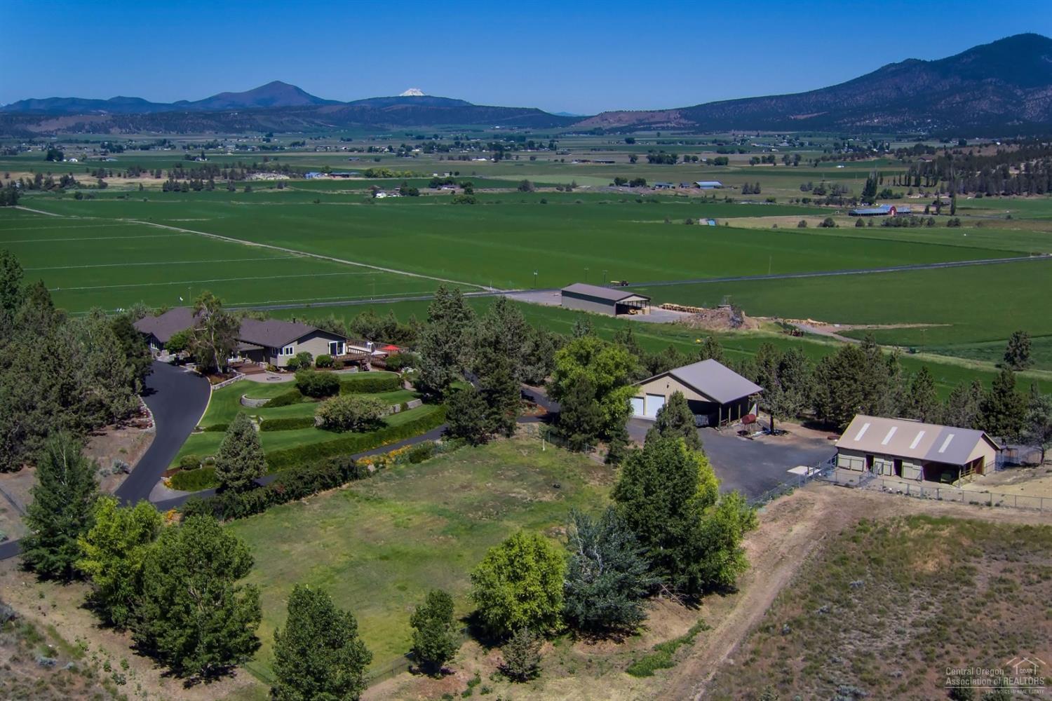 4720 North Mckay Road Prineville, OR 97754 - Photo 1 of 25 Primary Photo