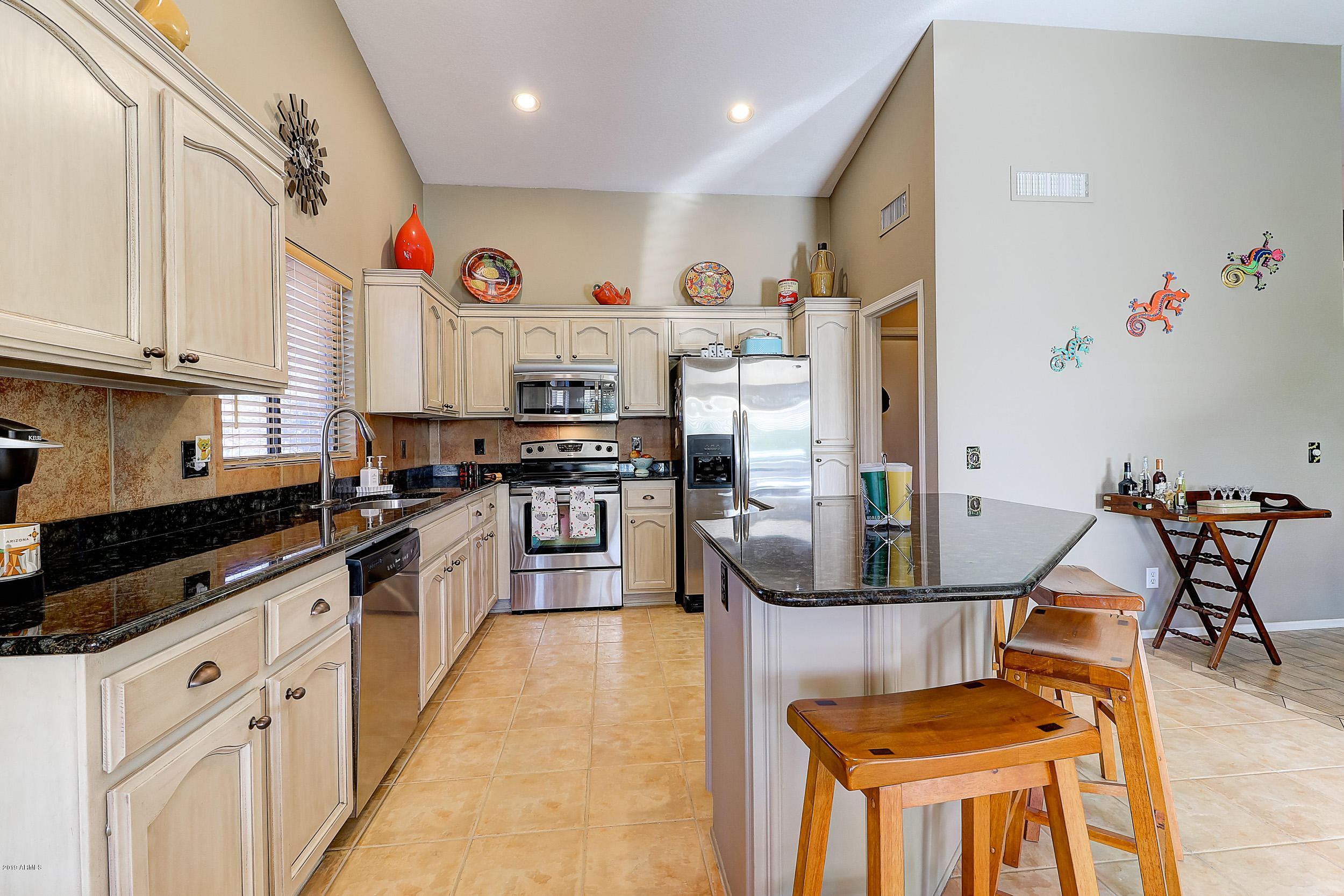 14842 Piccadilly Road Goodyear, AZ 85395 - Photo 8 of 29 B (5)