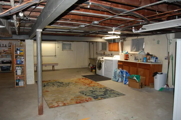 $269,900 | 7427 Olcott Avenue, Hammond, IN 46323