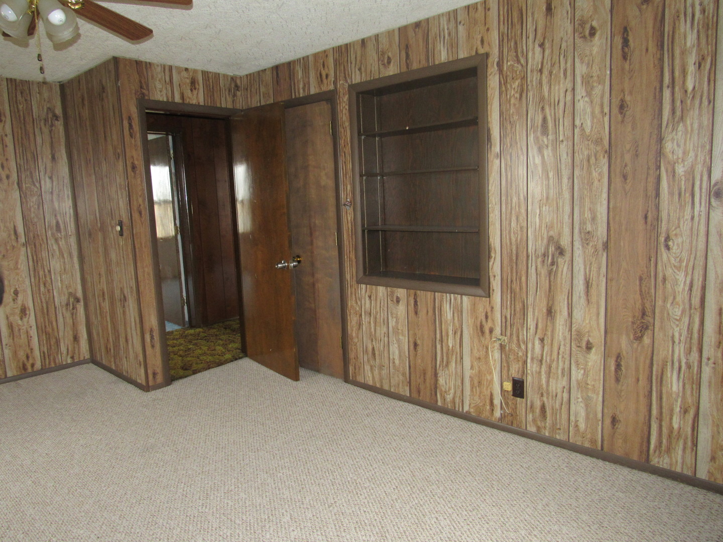 2281 East 15th Road Ottawa, IL 61350 - Photo 14 of 22