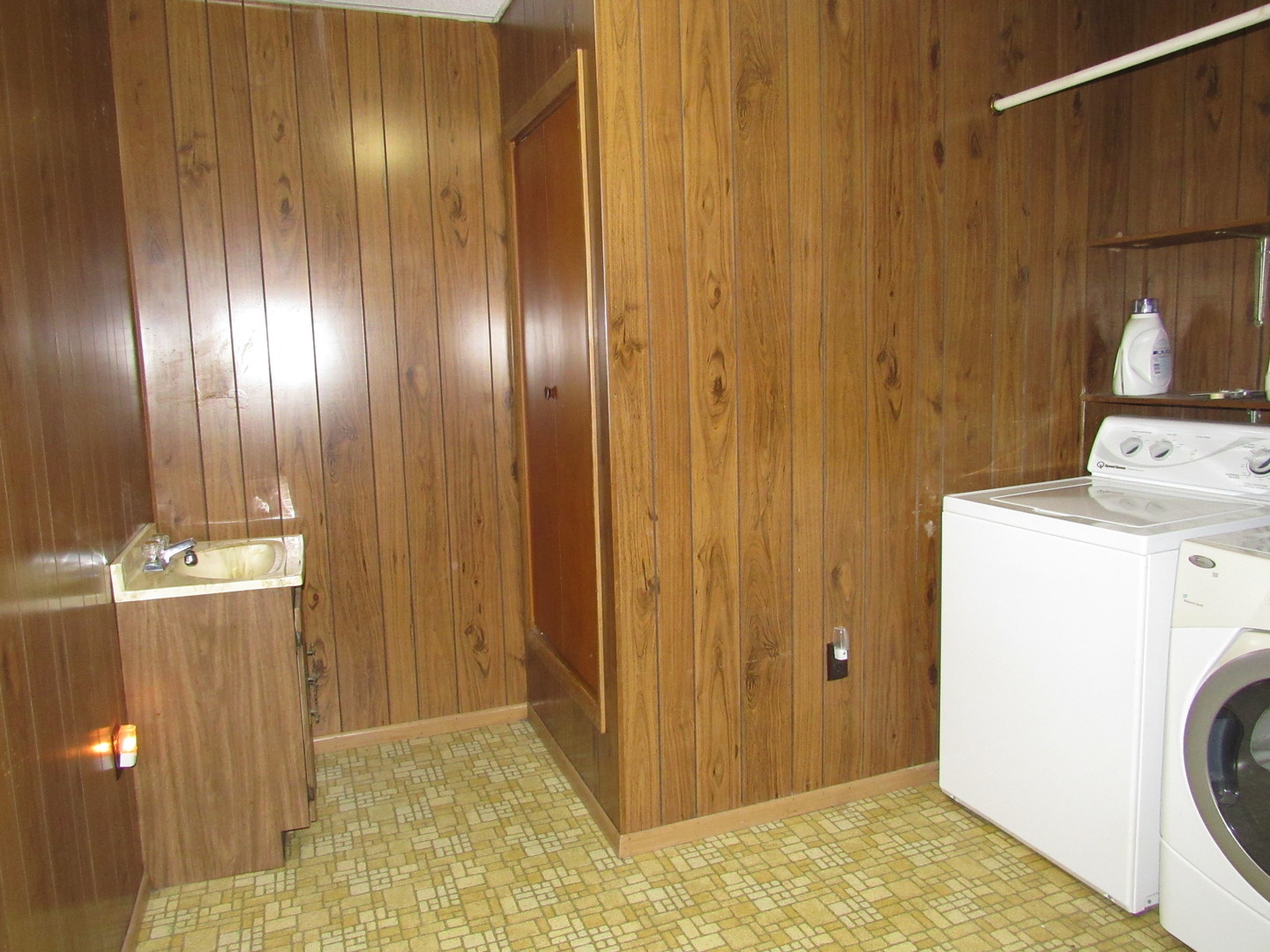 2281 East 15th Road Ottawa, IL 61350 - Photo 16 of 22