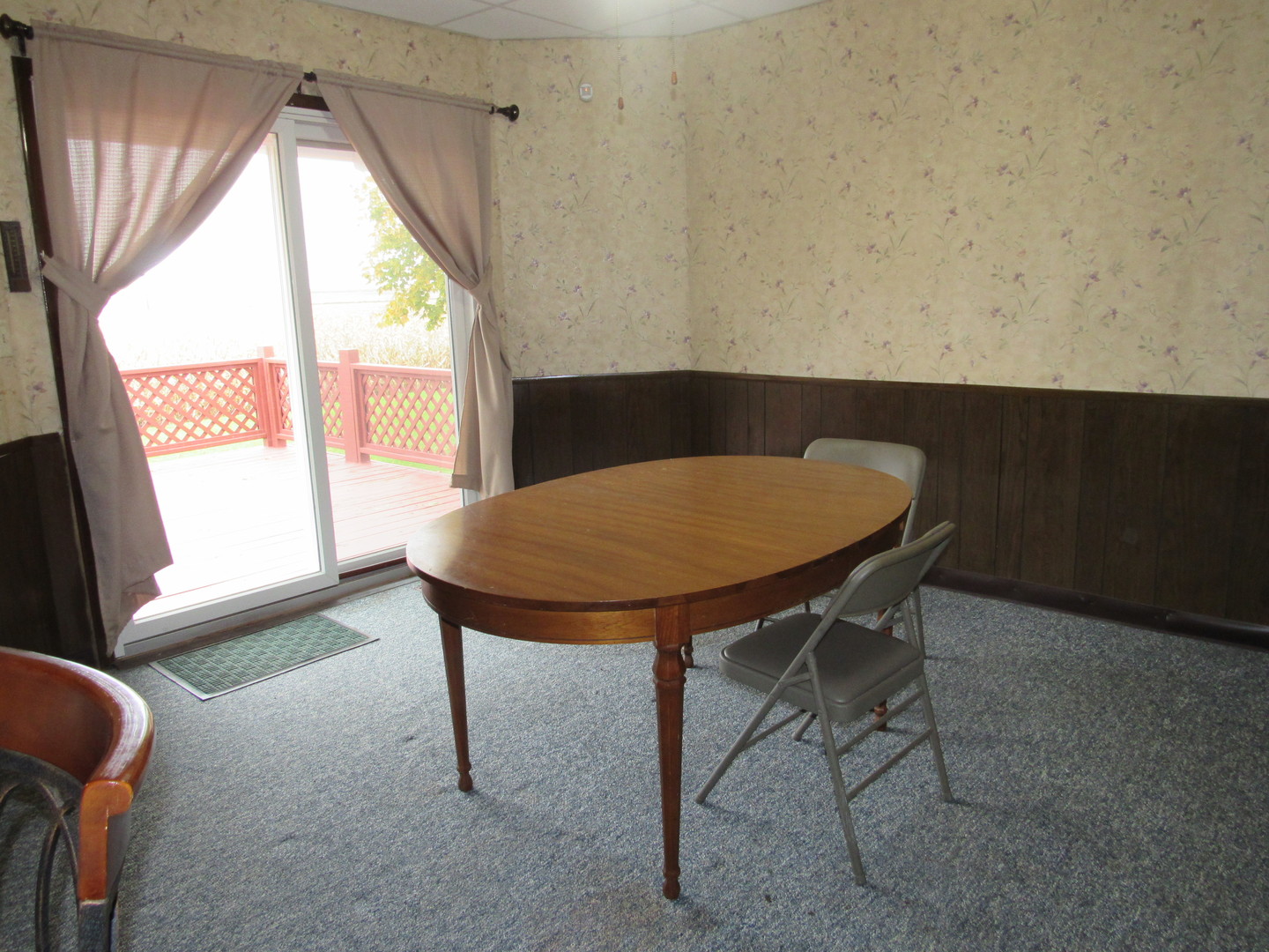 2281 East 15th Road Ottawa, IL 61350 - Photo 7 of 22
