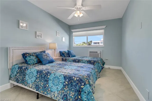 $5,000 | 421 12th Avenue South, Unit A11, Naples, FL 34102