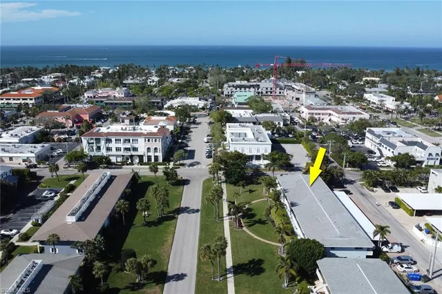 $5,000 | 421 12th Avenue South, Unit A11, Naples, FL 34102