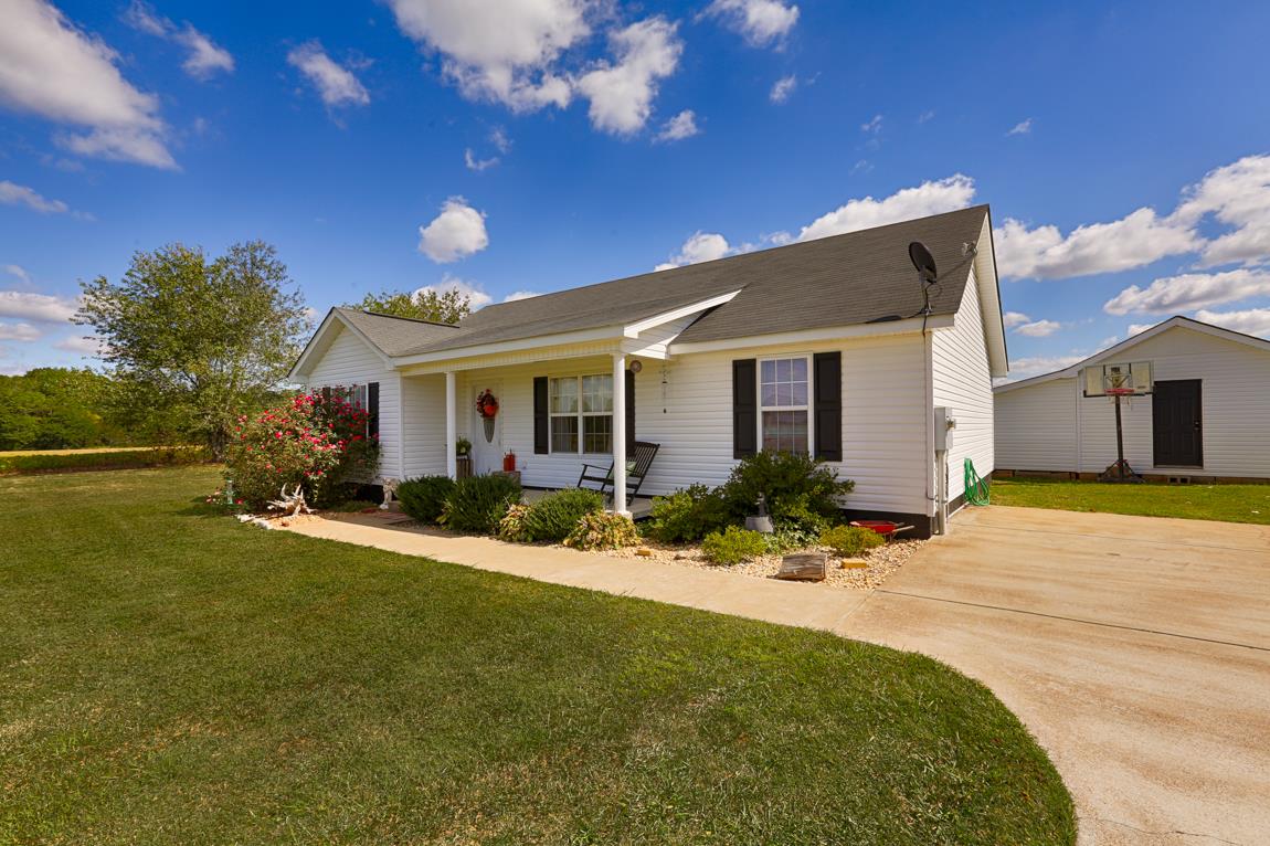 24876 Slate Road Elkmont, AL 35620 - Photo 3 of 20