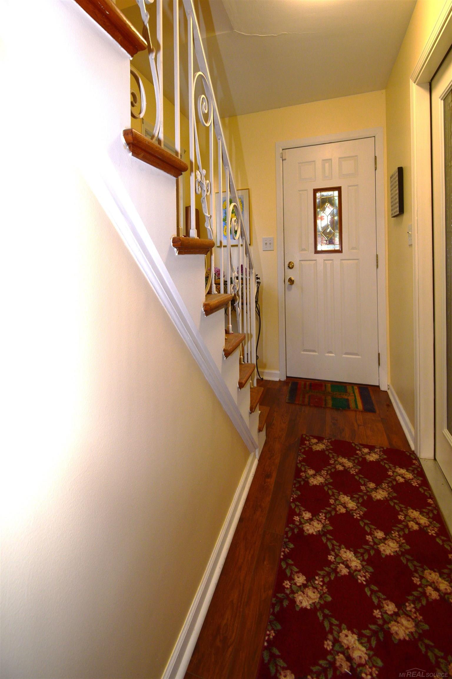 855 Harcourt Road Grosse Pointe Park, MI 48230 - Photo 23 of 68