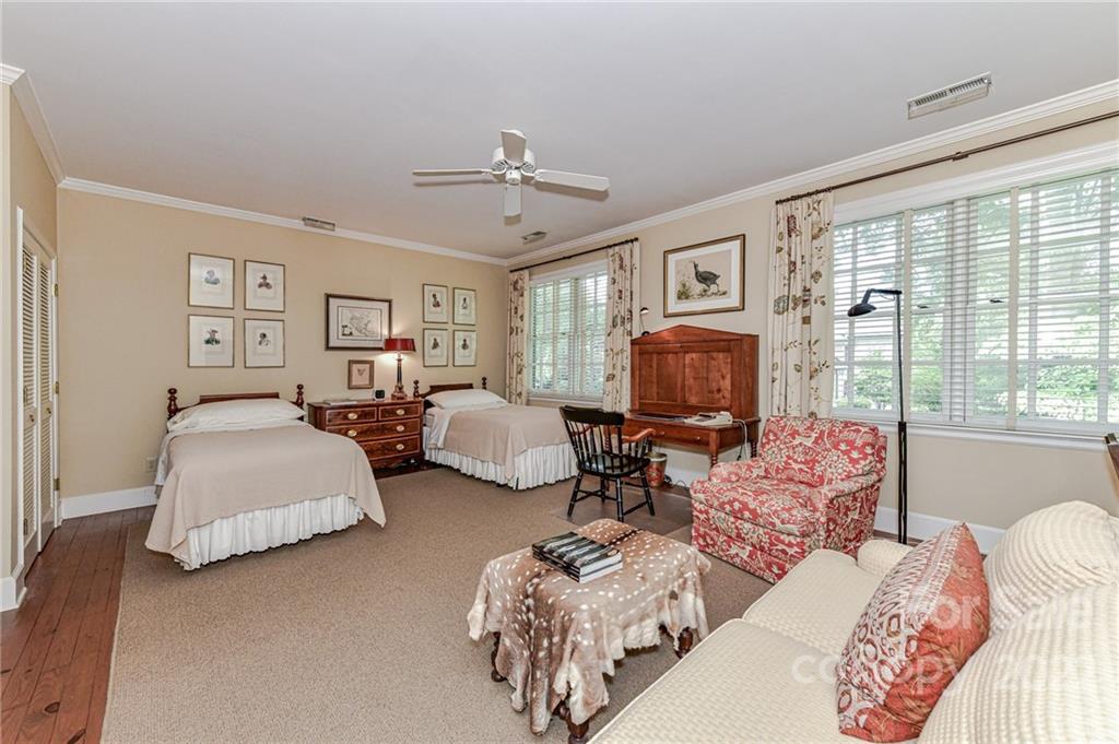 835 Colville Road Charlotte, NC 28207 - Photo 21 of 40 Gallery Image 21