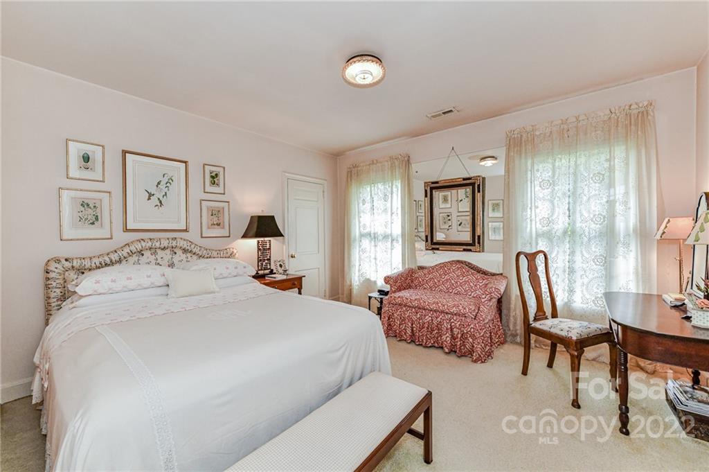 835 Colville Road Charlotte, NC 28207 - Photo 24 of 40 Gallery Image 24