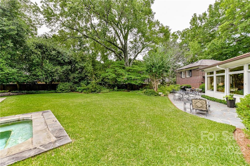 835 Colville Road Charlotte, NC 28207 - Photo 36 of 40 Gallery Image 36