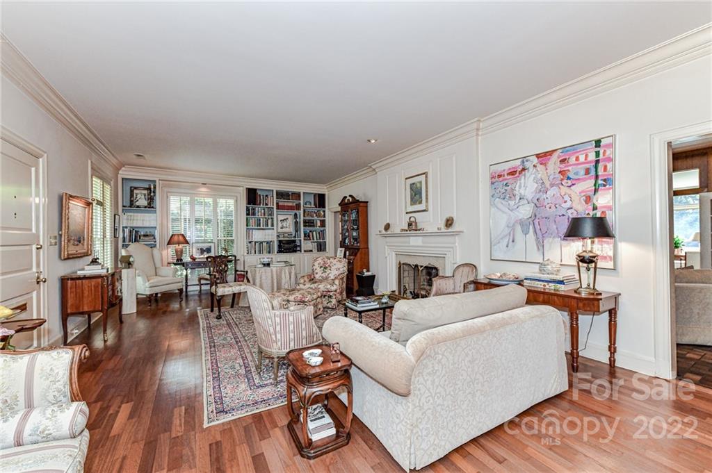 835 Colville Road Charlotte, NC 28207 - Photo 5 of 40 Gallery Image 5