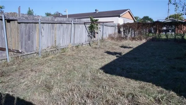 $1,200 | 6019 Royal Street, New Orleans, LA 70117