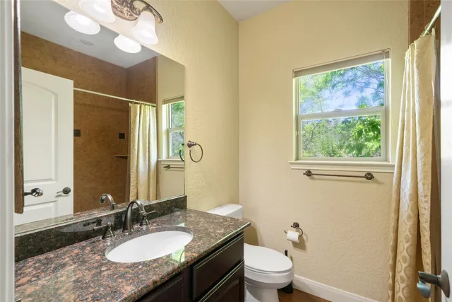 $615,000 | 170 Echo Canyon Drive North, Comfort, TX 78013