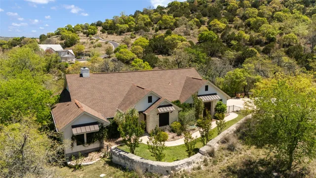 $615,000 | 170 Echo Canyon Drive North, Comfort, TX 78013