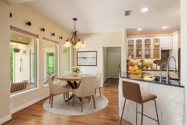 $615,000 | 170 Echo Canyon Drive North, Comfort, TX 78013