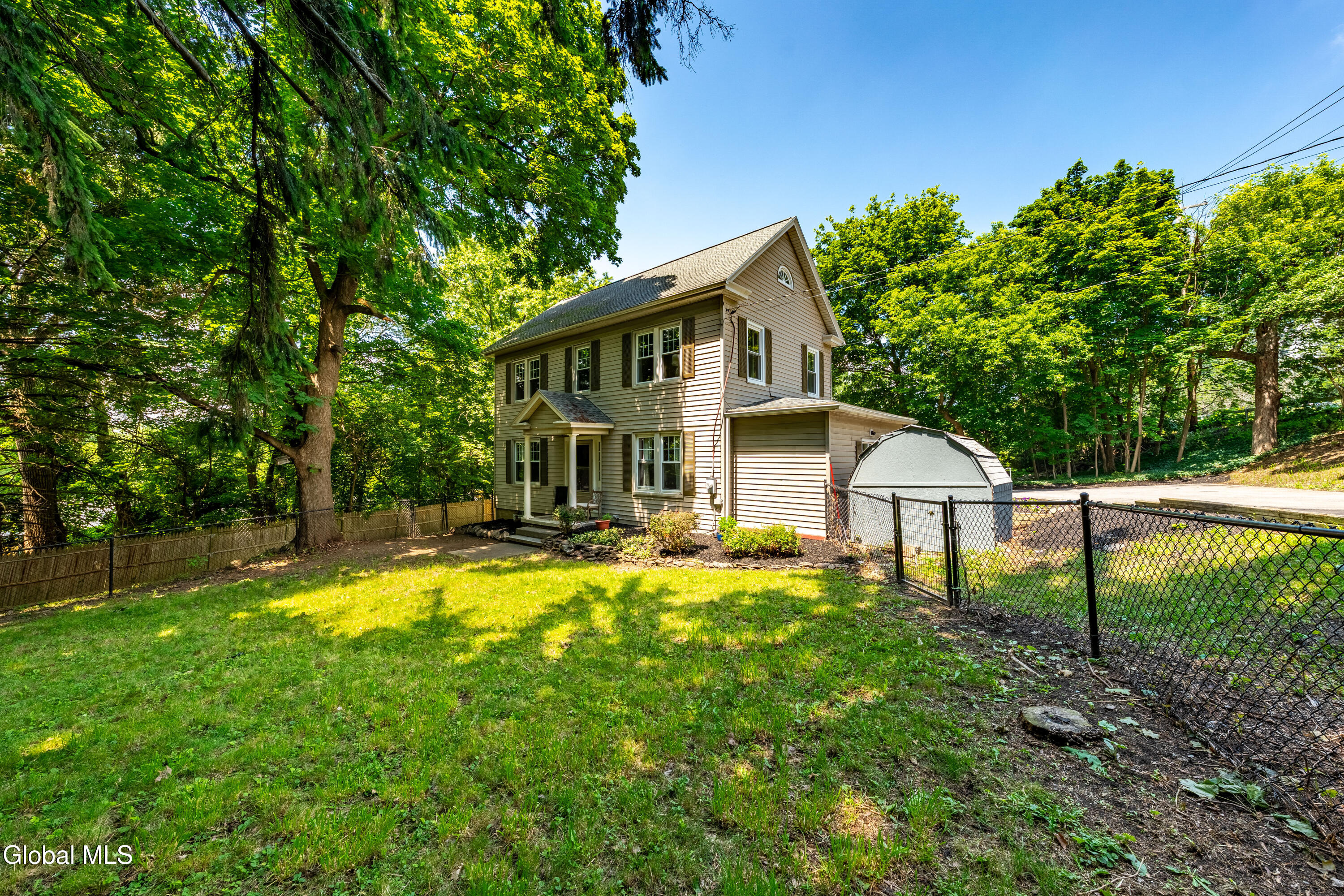 1117 Balltown Road Niskayuna, NY 12309 - Photo 26 of 39 DSC03257-HDR