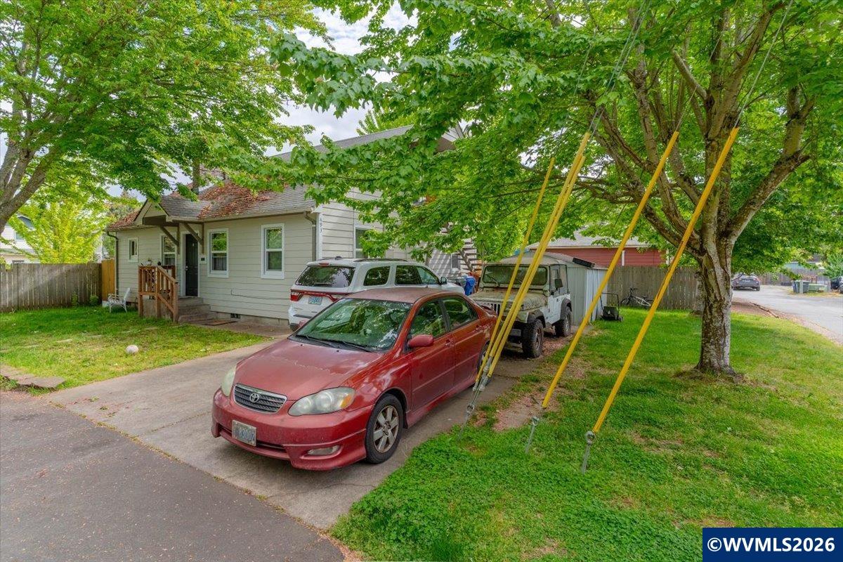4936 Fillmore Street North Keizer, OR 97303 - Photo 2 of 9