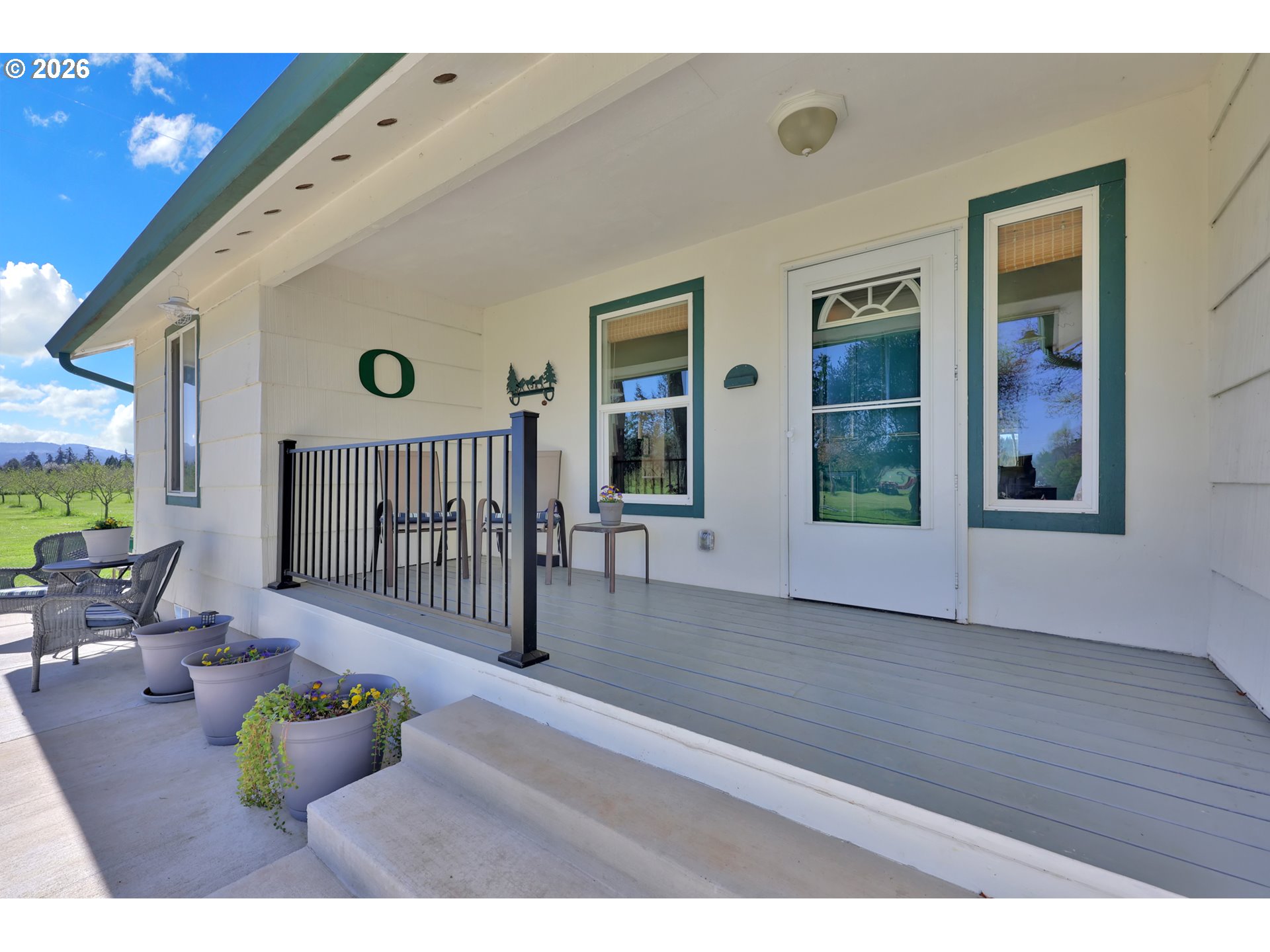 84816 Cloverdale Road Creswell, OR 97426 - Photo 4 of 48 view of living room and wooden floor