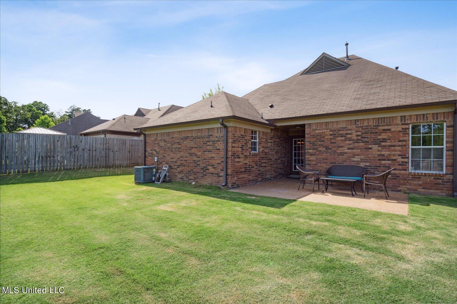 395 East Oak Grove Road Hernando, MS 38632 - Photo 22 of 24 Backyard b
