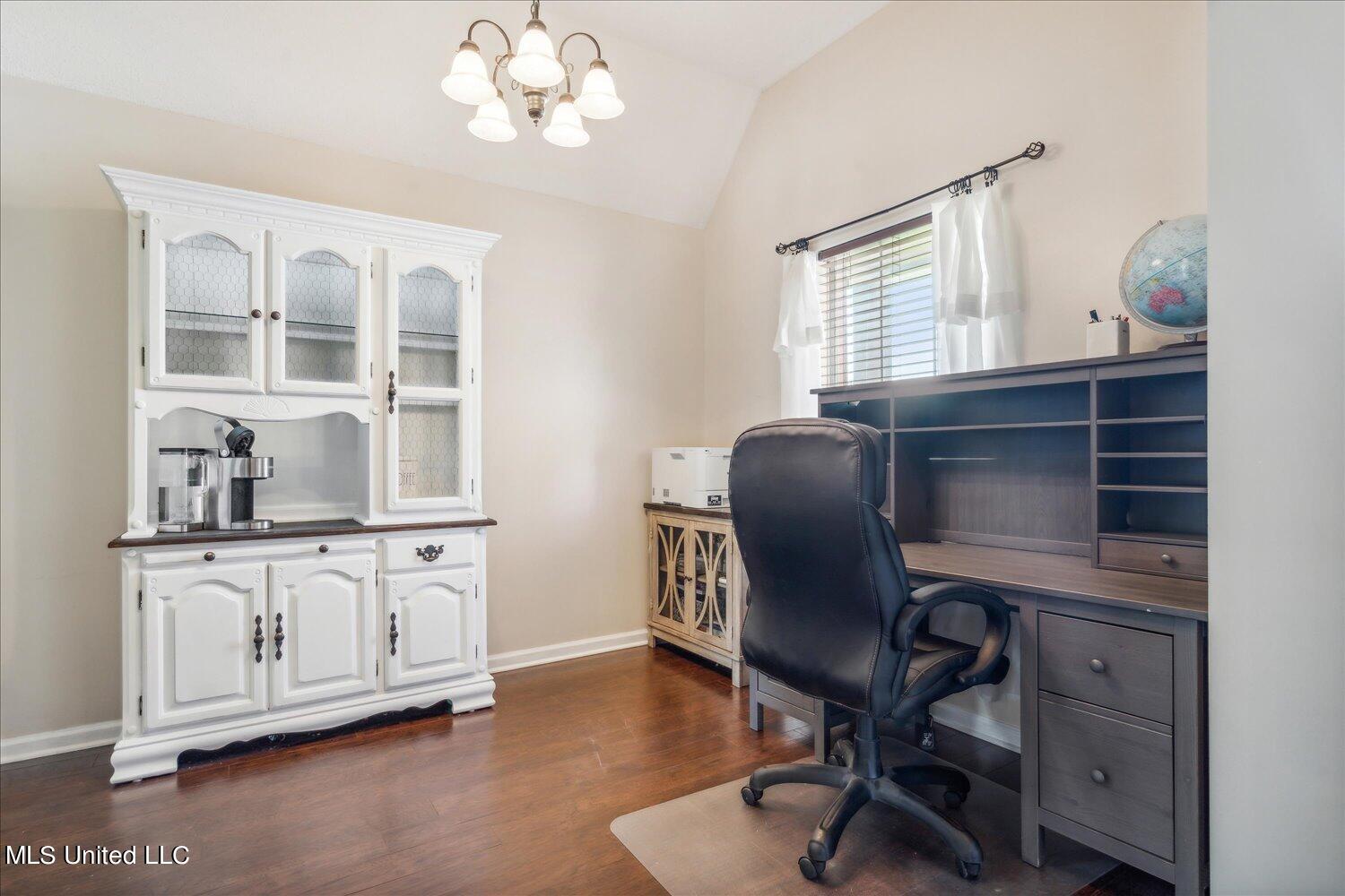 395 East Oak Grove Road Hernando, MS 38632 - Photo 5 of 24 Dining Room a