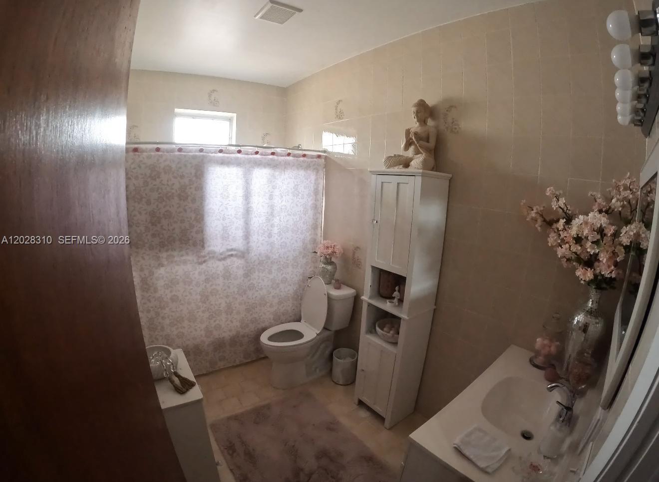 252 East 37th Street Hialeah, FL 33013 - Photo 46 of 51