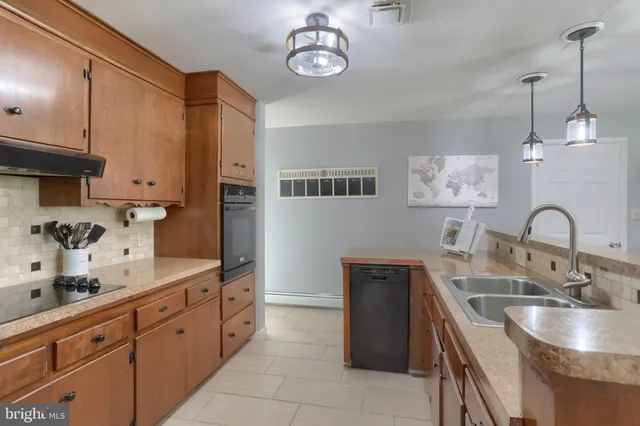 $319,900 | 508 Noble Street, Lebanon, PA 17042