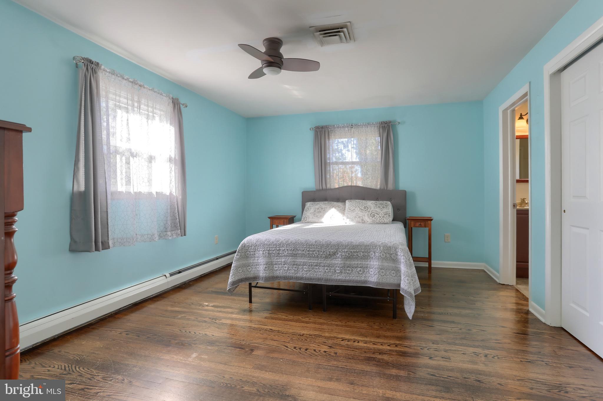 508 Noble Street Lebanon, PA 17042 - Photo 20 of 37 a bedroom with a bed and a window