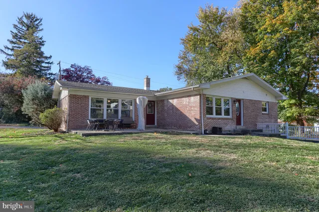 $319,900 | 508 Noble Street, Lebanon, PA 17042