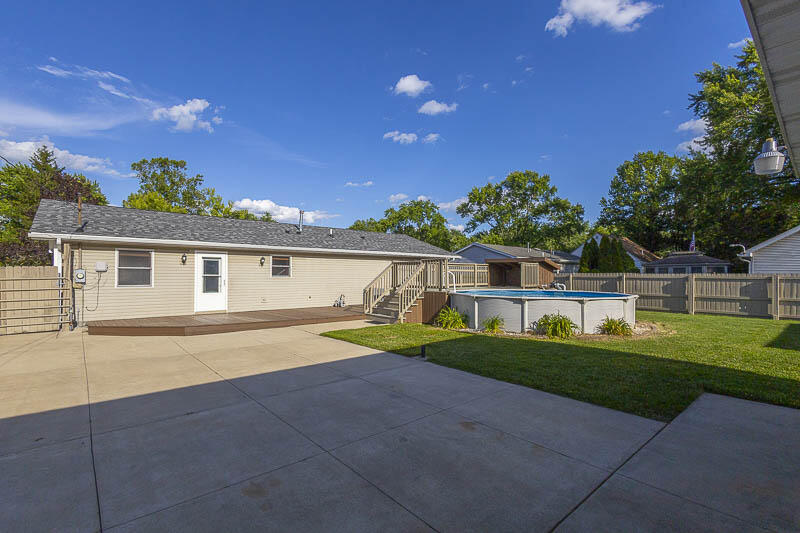 722 Capitol Road Valparaiso, IN 46385 - Photo 30 of 36 800x533