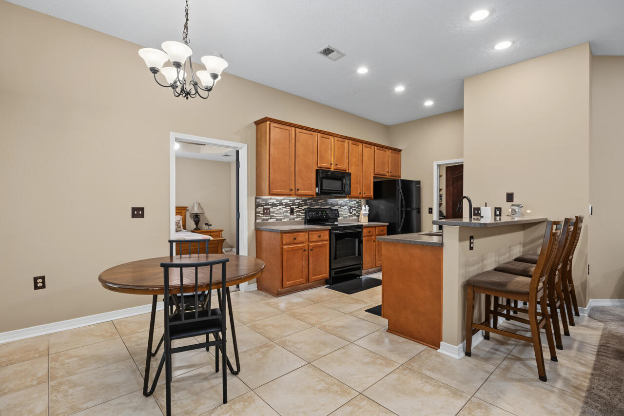 6107 Old Hickory Road Crestview, FL 32539 - Photo 6 of 43 10-10