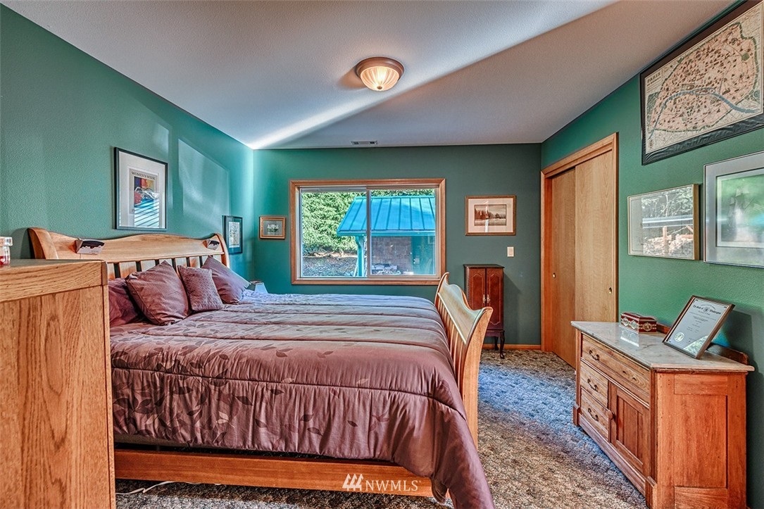 4989 Edens Road Anacortes, WA 98221 - Photo 10 of 25 Gallery Image 10