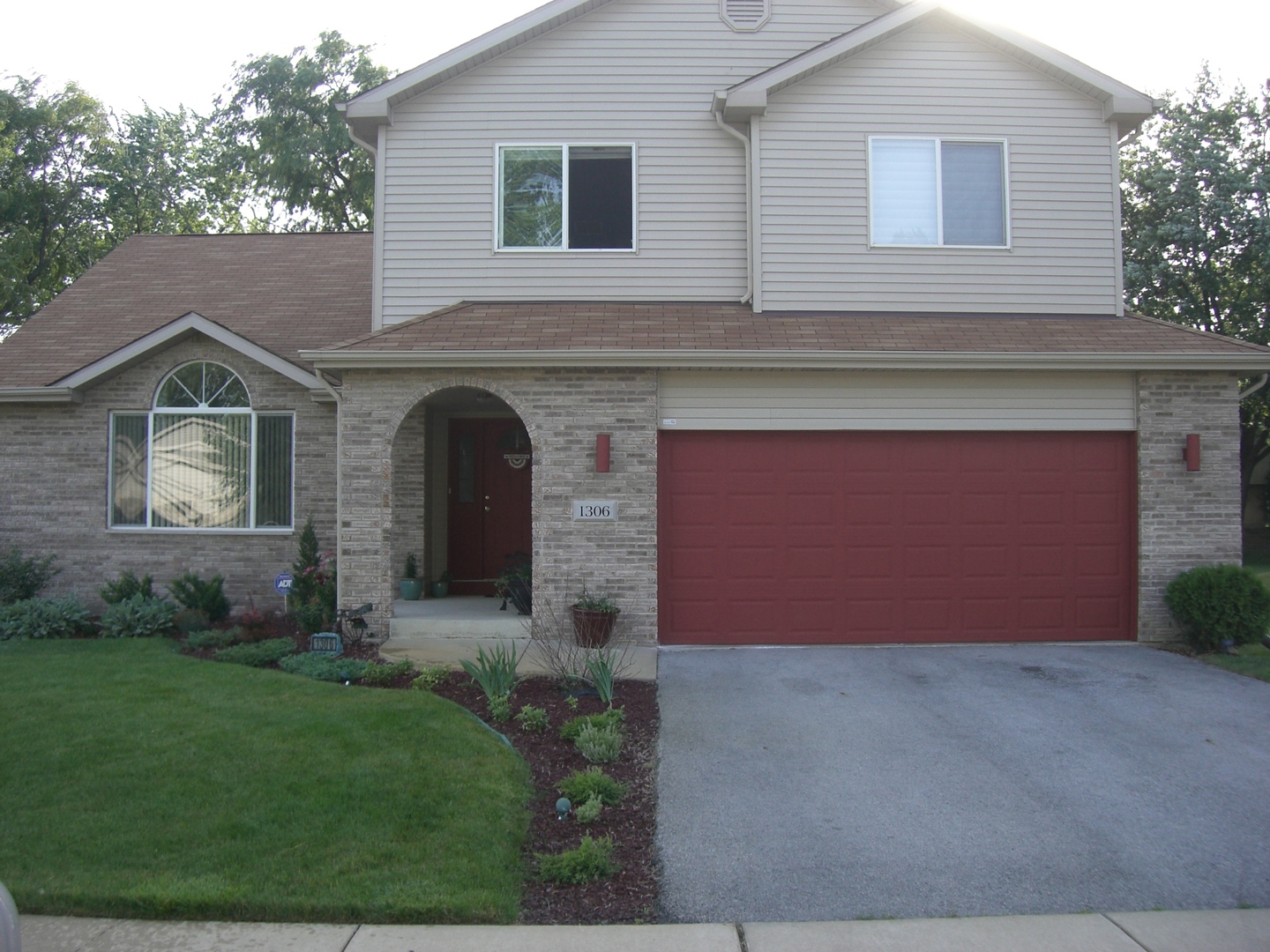 1306 South Riegel Farm Road University Park, IL 60484 - Photo 1 of 3