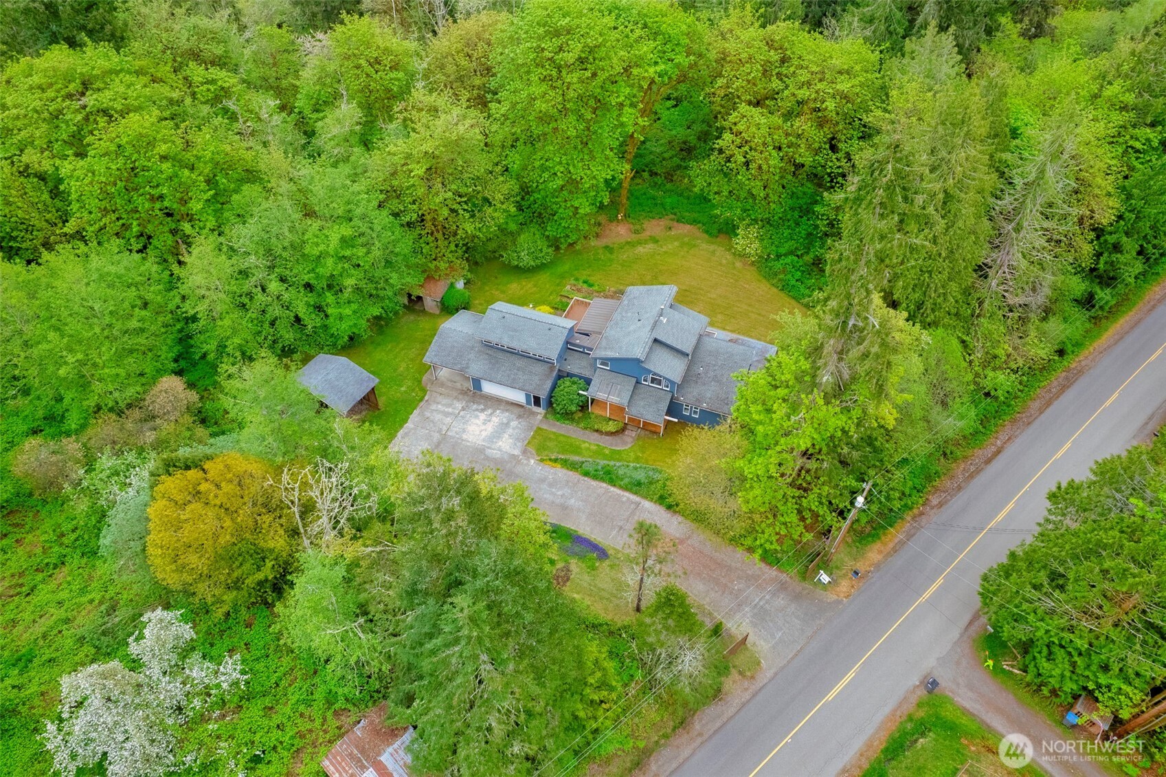 3467 Hinkley Road Southeast Port Orchard, WA 98366 - Photo 4 of 40 Gallery Image 4