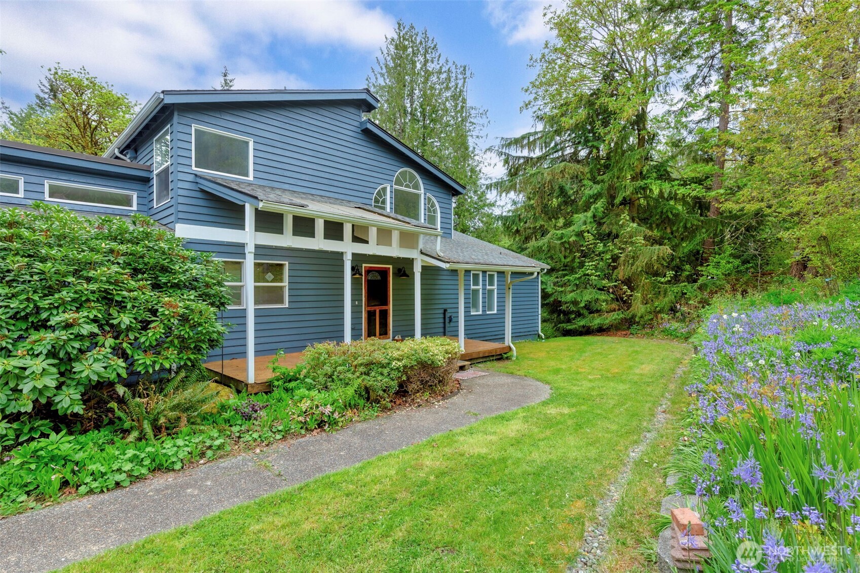 3467 Hinkley Road Southeast Port Orchard, WA 98366 - Photo 5 of 40 Gallery Image 5