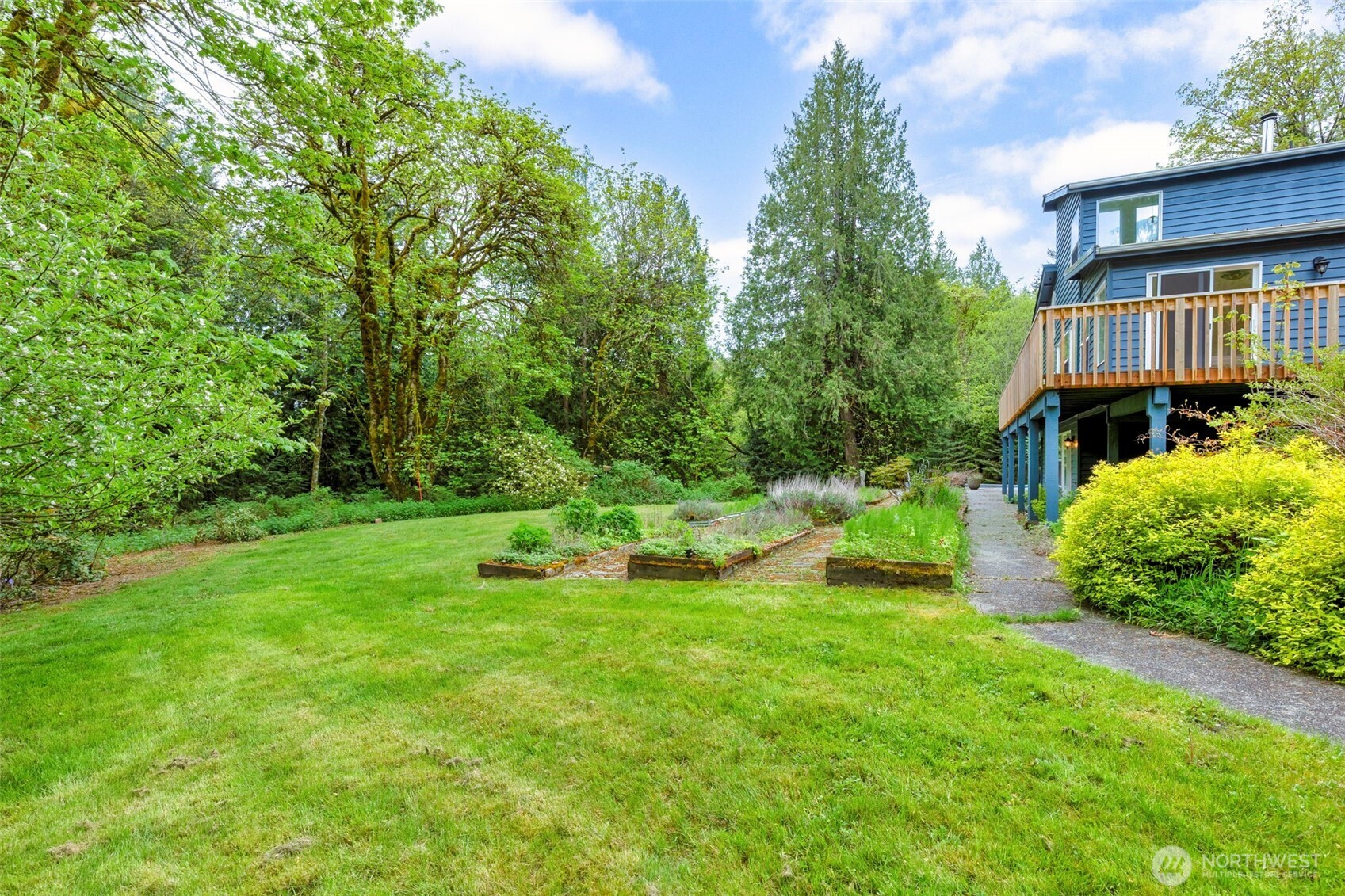 3467 Hinkley Road Southeast Port Orchard, WA 98366 - Photo 8 of 40 Gallery Image 8