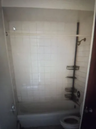 $54,900 | 550 Michigan City Road, Unit 3E, Calumet City, IL 60409