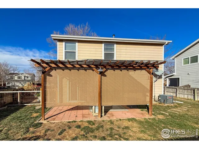a view of a backyard with plants
