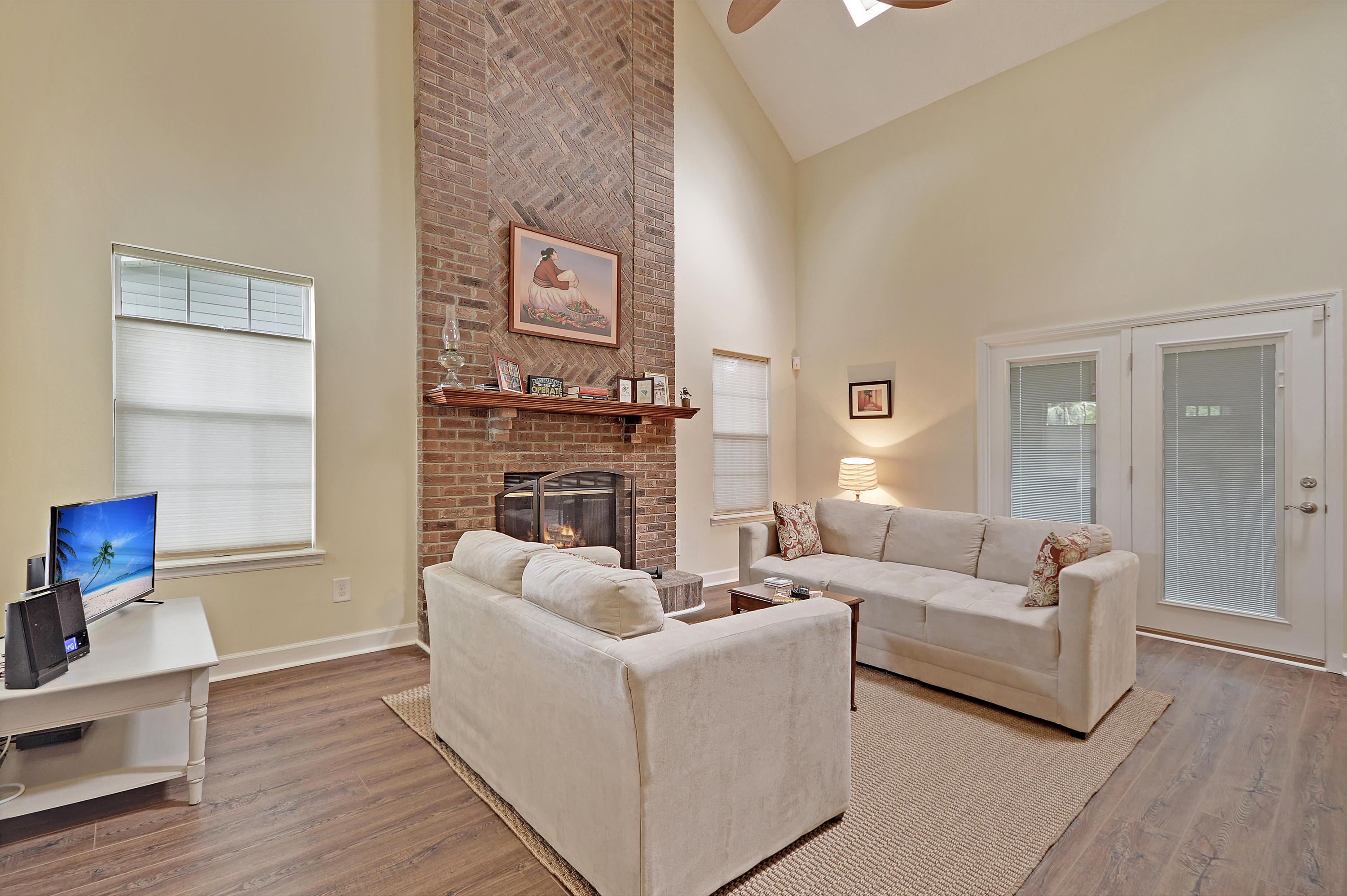 28 Mowler Court Charleston, SC 29414 - Photo 2 of 24 DSC_0105_DSC_0112 copy